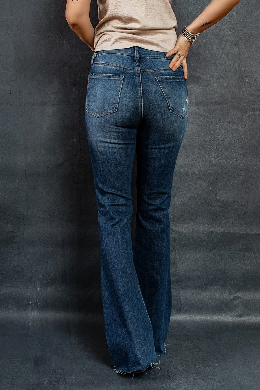 Slike /6-imgs_6349/2021-nova-ženska-flare-jeans-moda-raztrgala-visoko-pics.jpeg