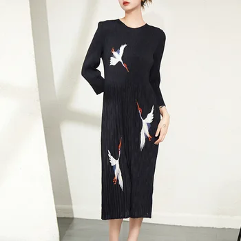 Miyake Nabrano Obleko za Ženske 2022 Zgodaj Jeseni Mode Plus Velikost Žerjav Tiskanja Krog Vratu Dolg Rokav A - Linija za Odrasle Formalno Obleko